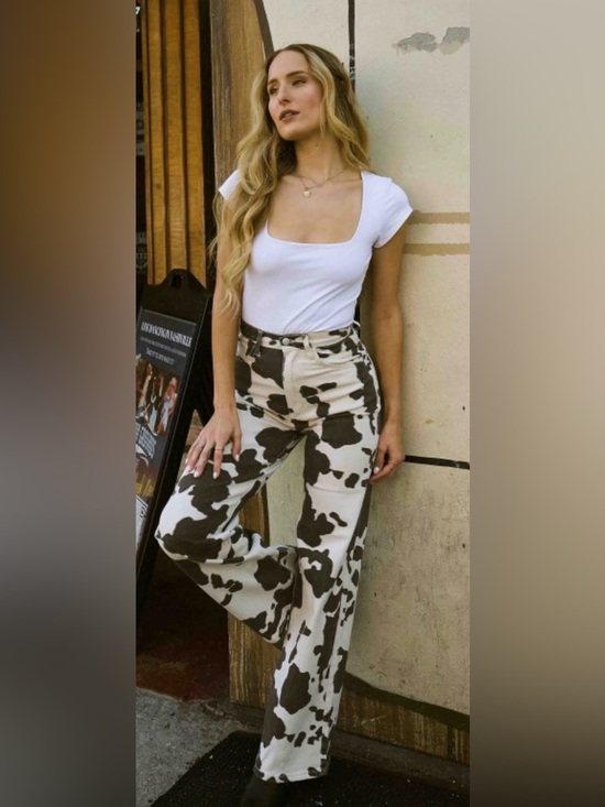 Vibrant M.I.U Pants - Vibrant Cow Print Wide-Leg Pants - White & Brown